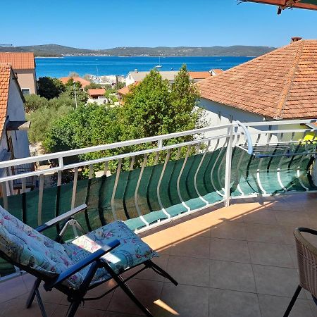 Apartment Gotovina Biograd Na Moru Exterior photo