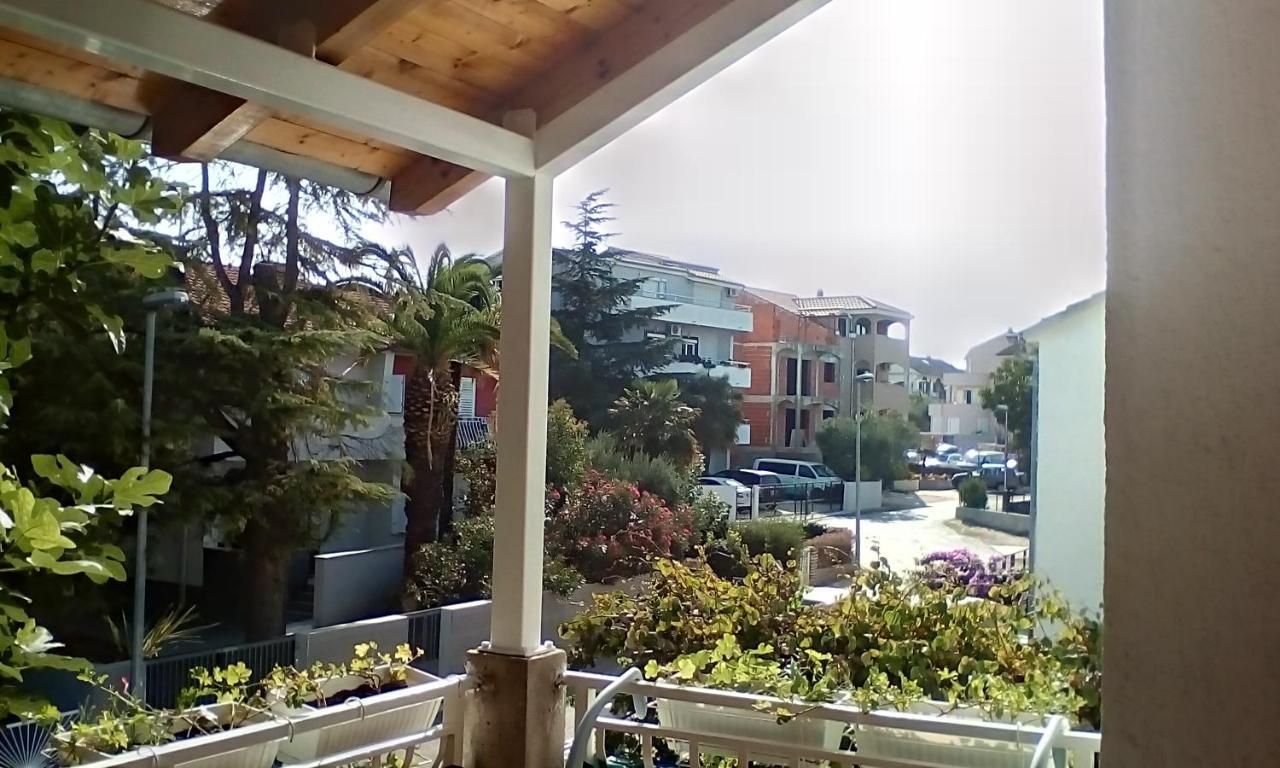 Apartment Gotovina Biograd Na Moru Exterior photo